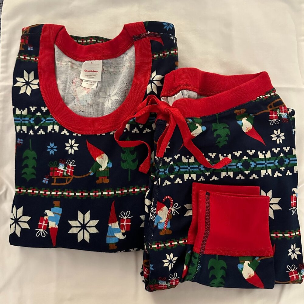 Holiday Pajamas -Hanna Andersson Womens Gnome Sweet Gnome Pajama Set - Small/Med